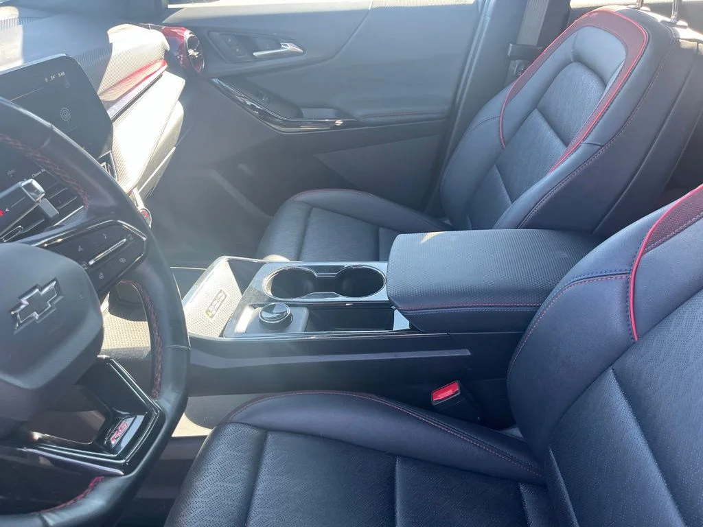 Used 2025 Sterling Gray Metallic Chevrolet RS image 19