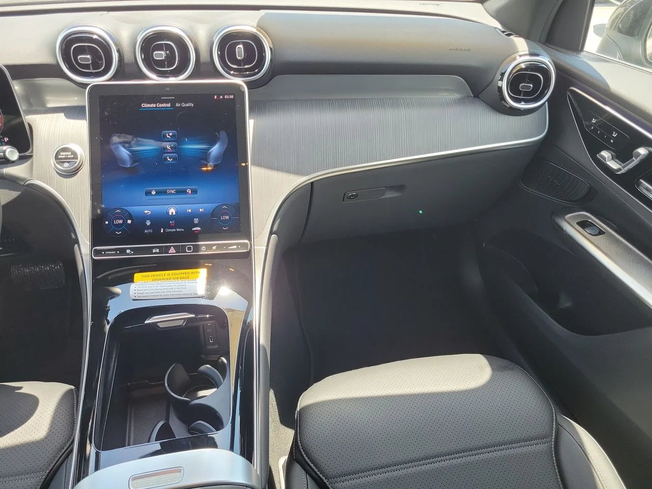 New 2026 Black Mercedes-Benz GLC 300 image 17