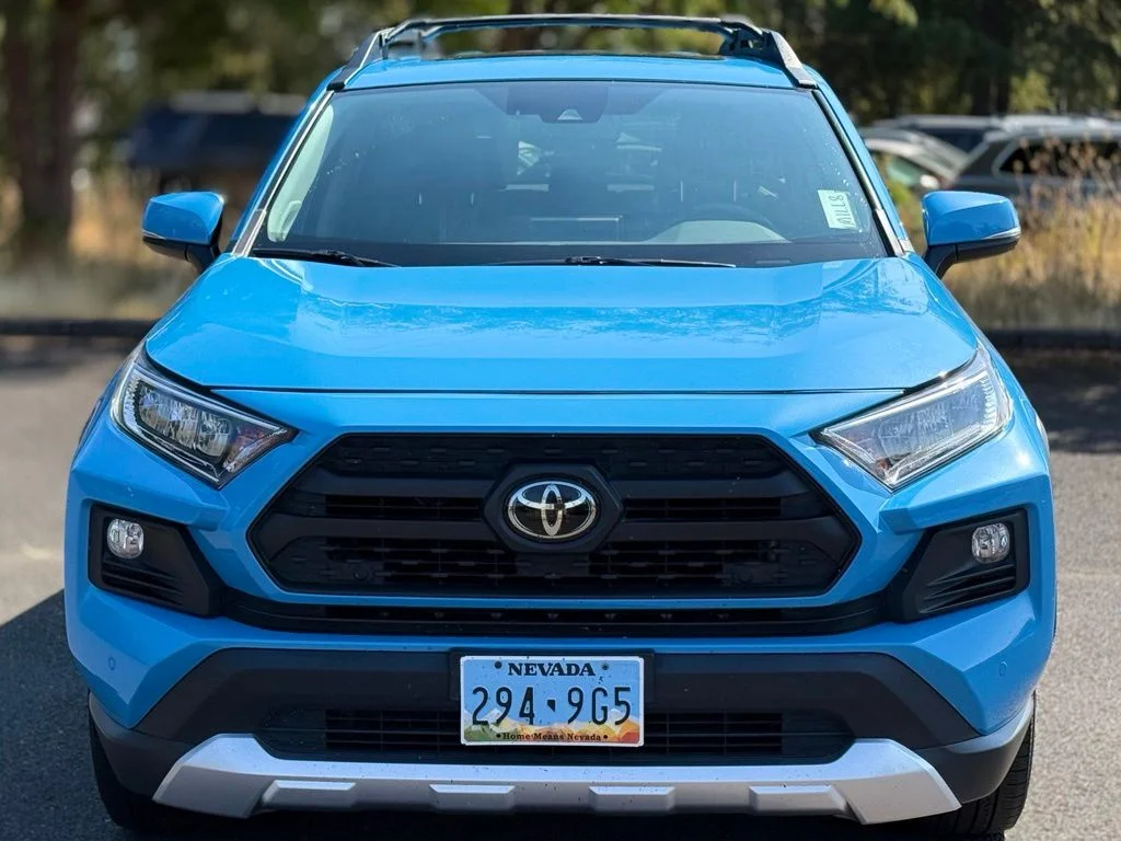 Used 2019 Blue Toyota Adventure image 8