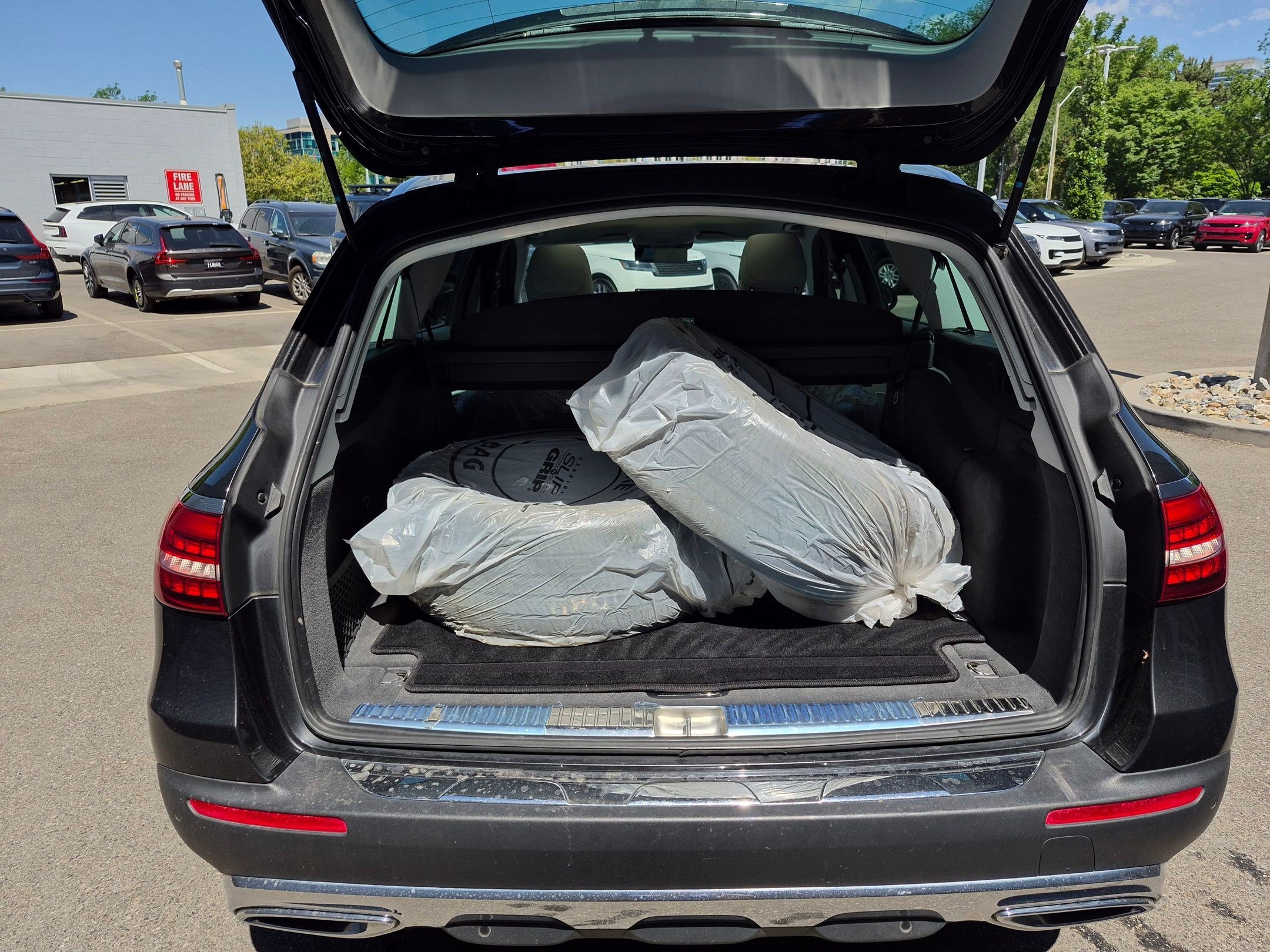 Used 2023 Gray Mercedes-Benz E 450 image 25