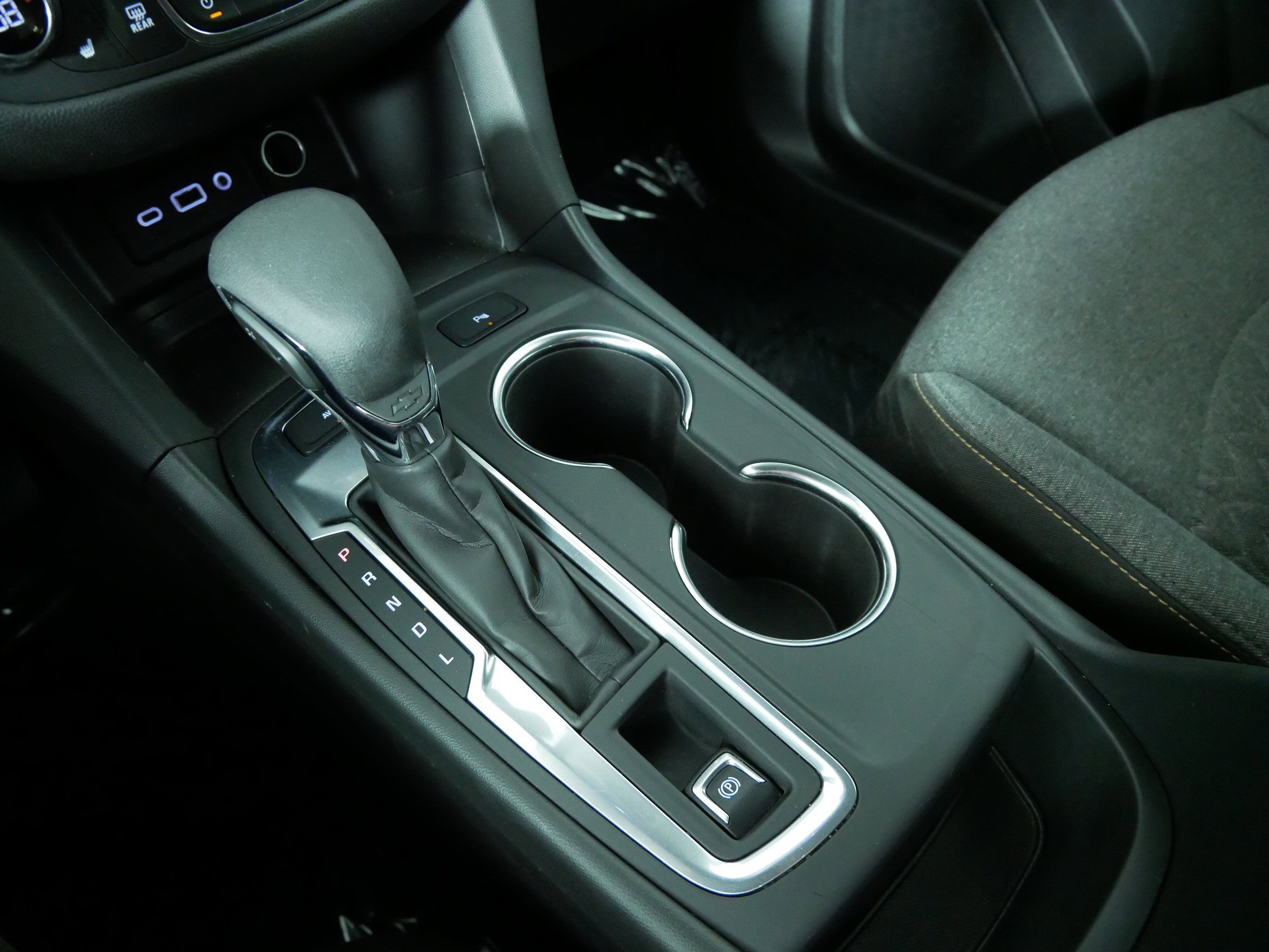 Used 2024 Mosaic Black Metallic Chevrolet LT image 25