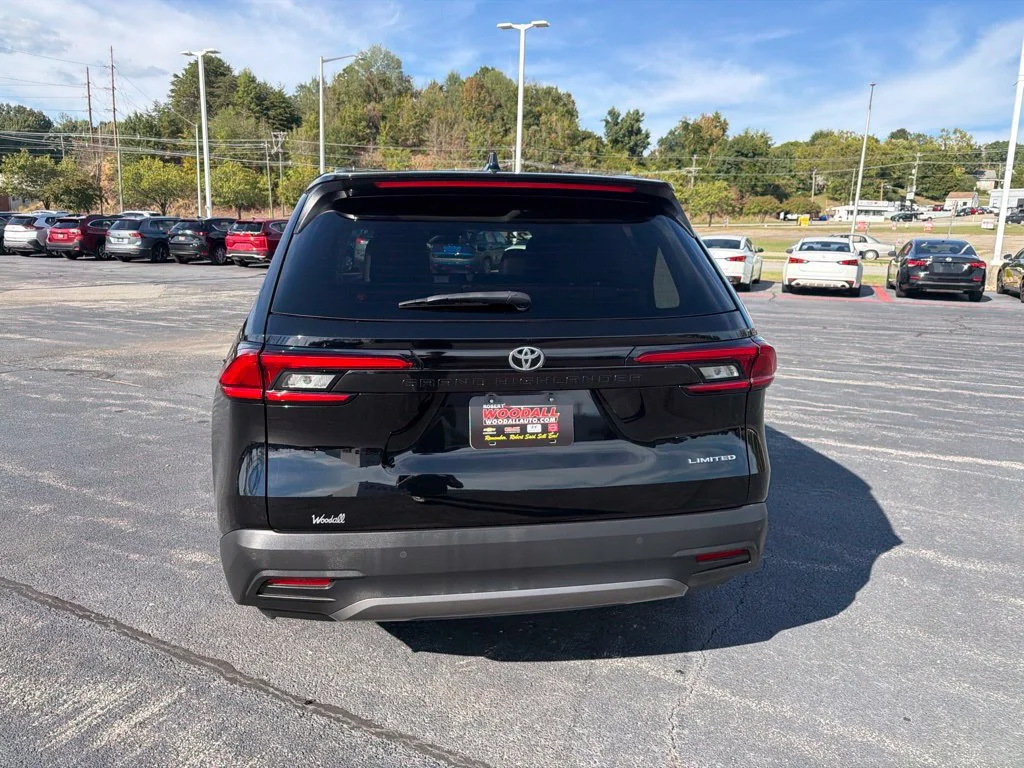 Used 2024 Midnight Black Metal Toyota XLE image 7