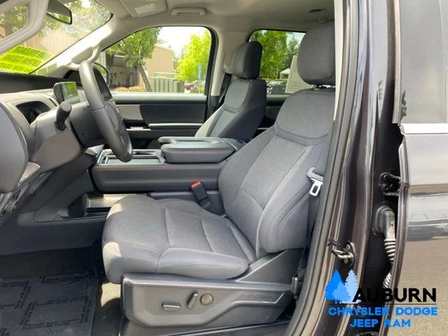Used 2025 Gray Ford Active image 37
