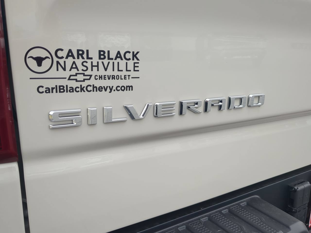 Used 2026 White Sands Chevrolet RST image 33