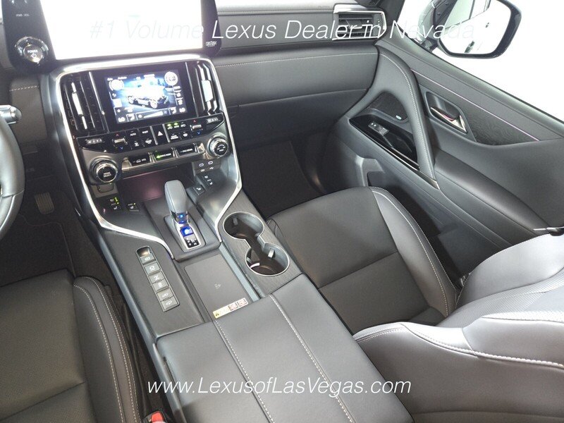 2026 Lexus LX 700h Luxury - Photo 14