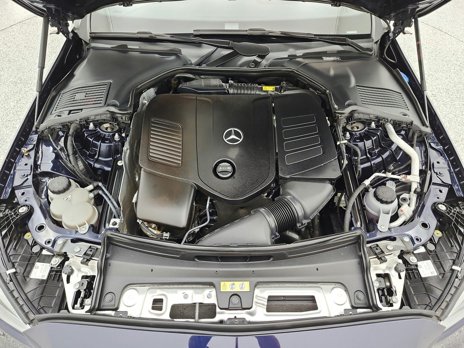 Certified Used 2022 Lunar Blue Metallic Mercedes-Benz C 300 4MATIC® Sedan image 16