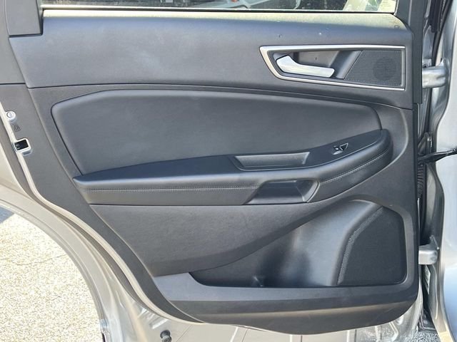 Used 2024 Silver Ford SEL image 16
