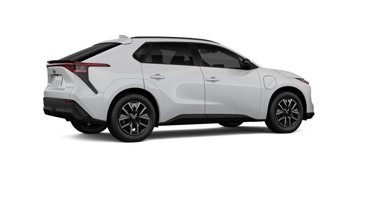 New 2026 Wind Chill Pearl <sup>1</sup> Toyota  XLE image 26