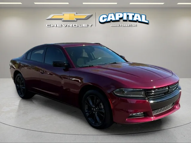 Used 2023 Red Dodge SXT AWD image 7