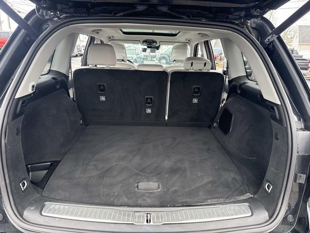 Used 2023 Diamond Black Jeep Overland image 5