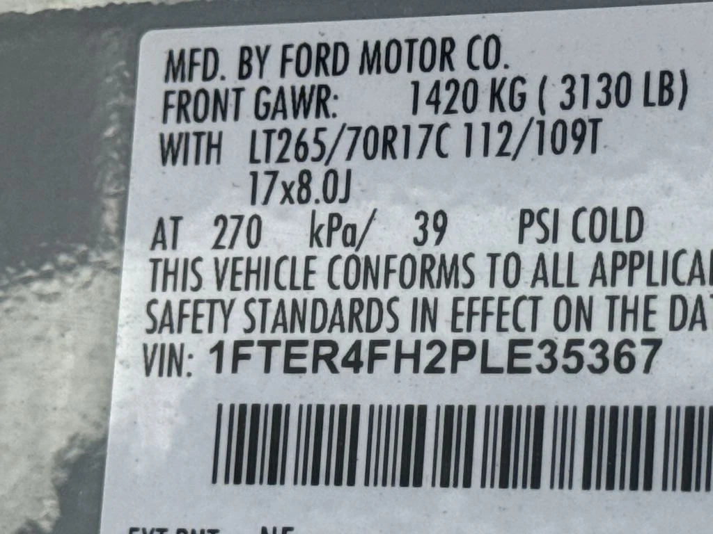 Used 2023 Green Ford XLT image 31