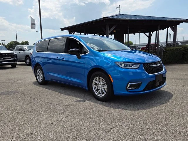 Used 2026 Blue Chrysler Select image 1