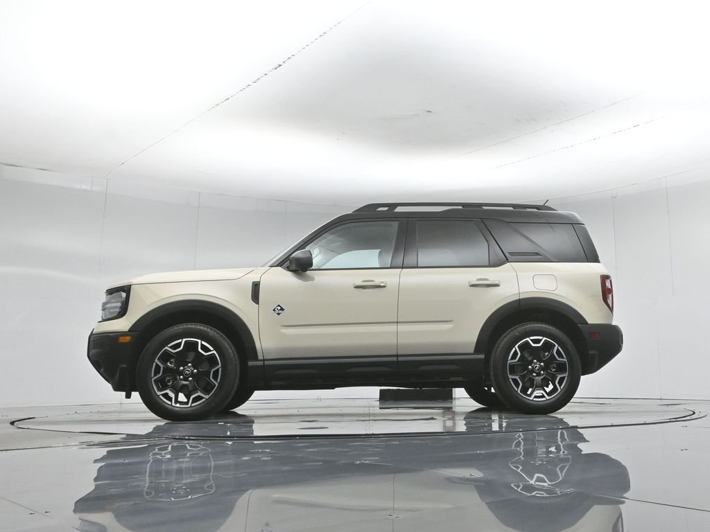 Certified Used 2025 Beige Ford Outer Banks image 8