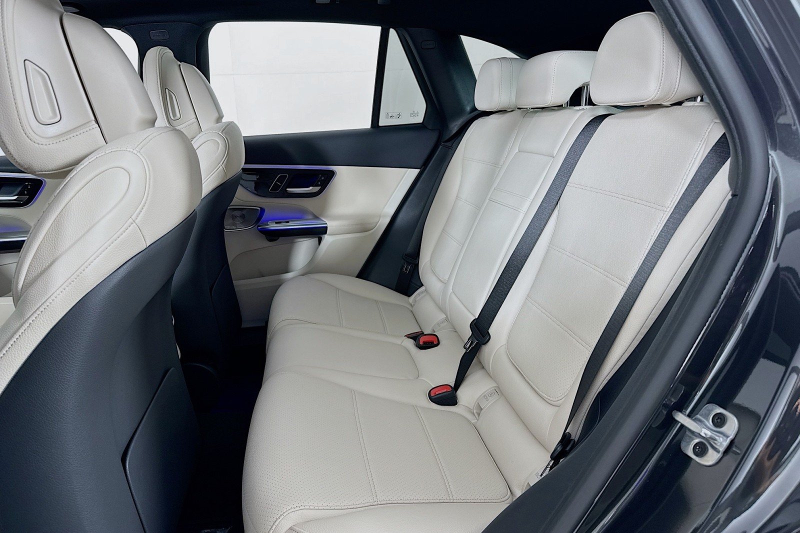 2026 Mercedes-Benz GLC Base - Photo 7