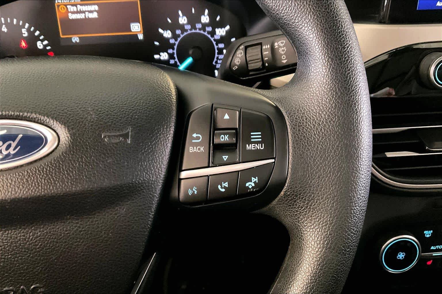 Used 2020 Blue Metallic Ford SE image 23