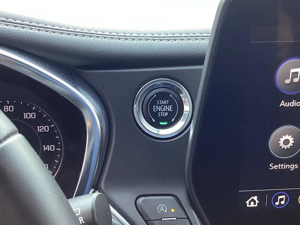 Used 2024 Riptide Blue Metallic Chevrolet 3LT image 38
