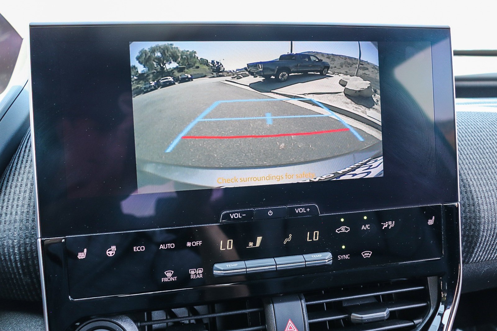 Used 2023  Toyota XLE image 23