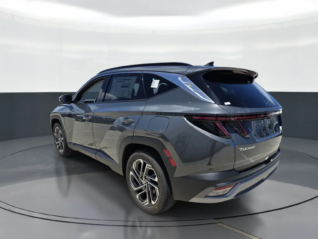 New 2026 Gray Hyundai SEL Plus image 4