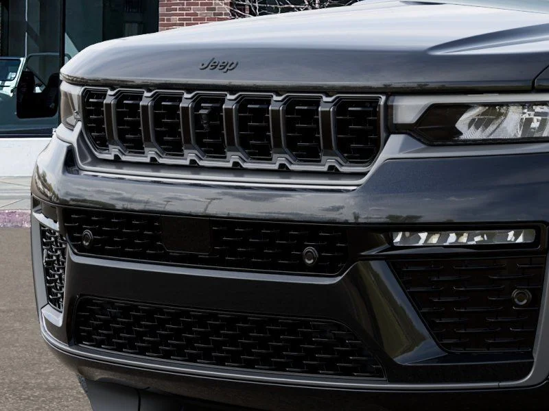New 2026 Black Jeep Summit image 11