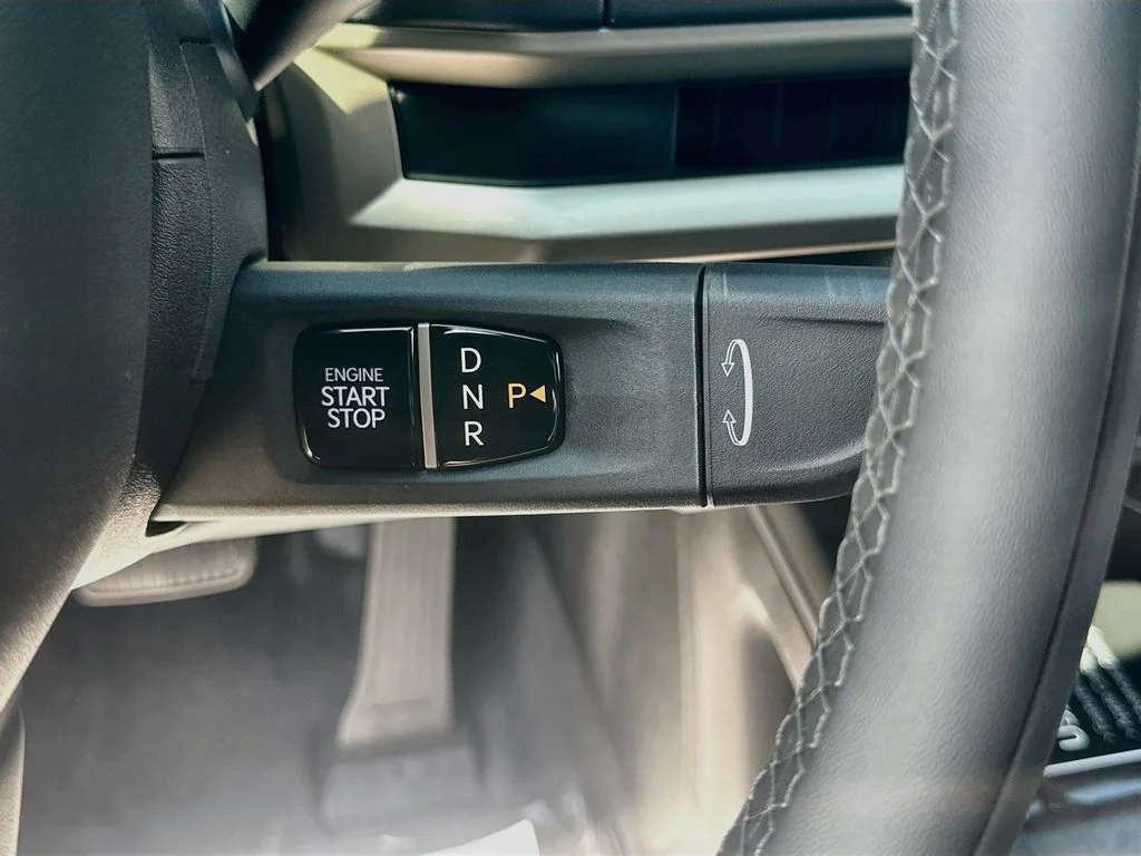 New 2027 Midnight Lake Blue Kia EX image 17