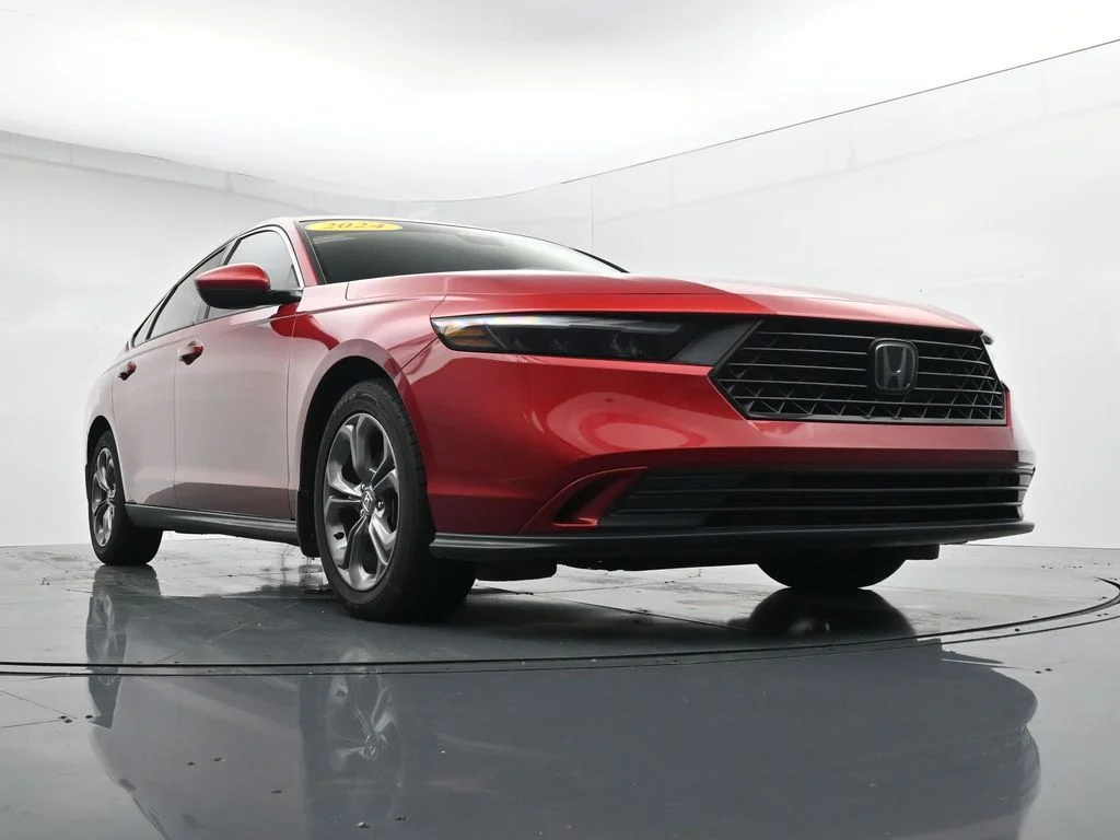 Used 2024  Honda EX image 31