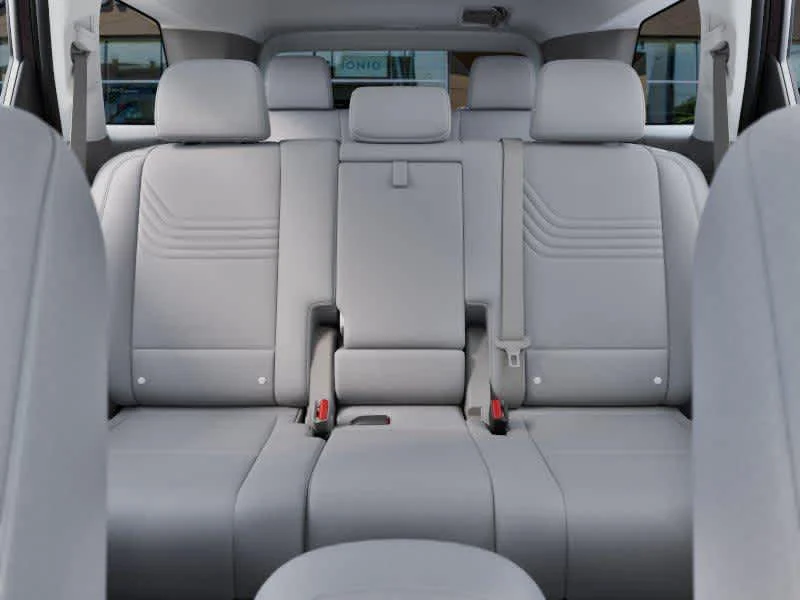 New 2026 Galaxy Maroon Pearl Hyundai SE image 12