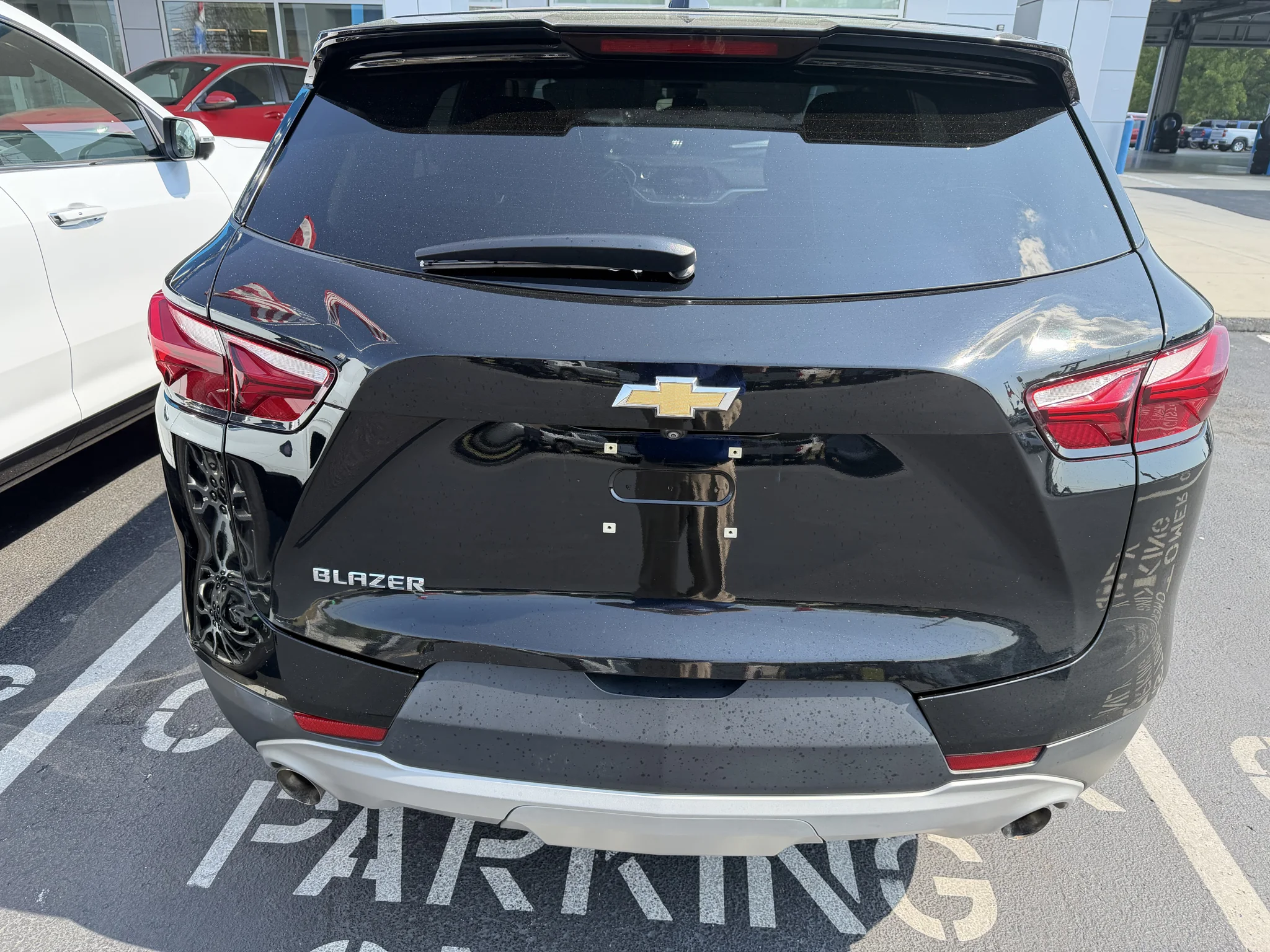 Used 2022 BLACK Chevrolet LT image 6
