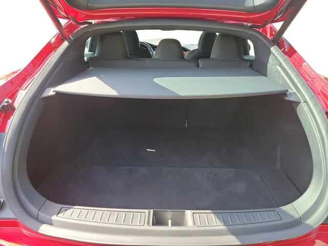 Used 2021 Red Tesla Long Range Plus image 30