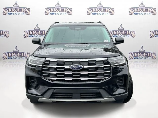 New 2026 Black Ford Active image 6