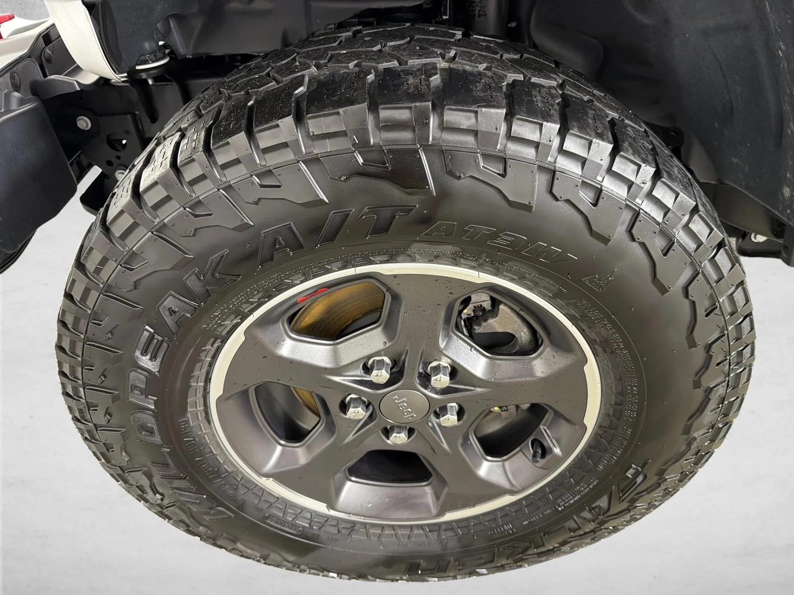Used 2023 White Jeep Rubicon image 12