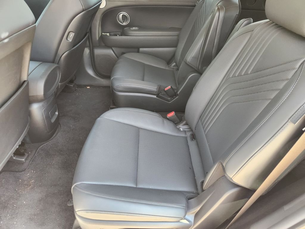 Used 2026 Creamy White Pearl Hyundai SEL 7P image 30