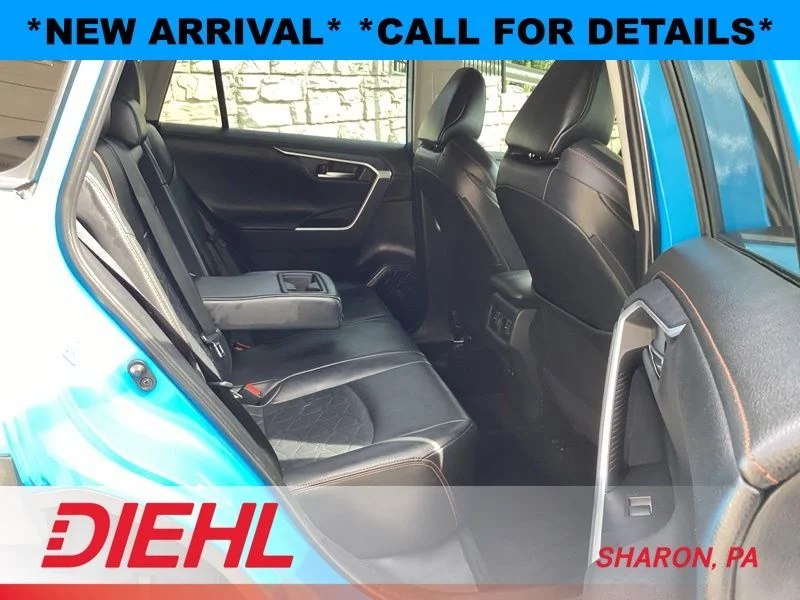 Used 2019 Blue Toyota Adventure image 12