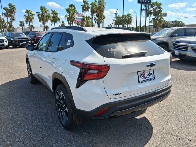 2026 Chevrolet Trax RS - Photo 4