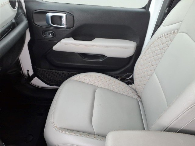 Used 2021 Bright White Clearcoat Jeep Unlimited Sahara High Altitude image 16