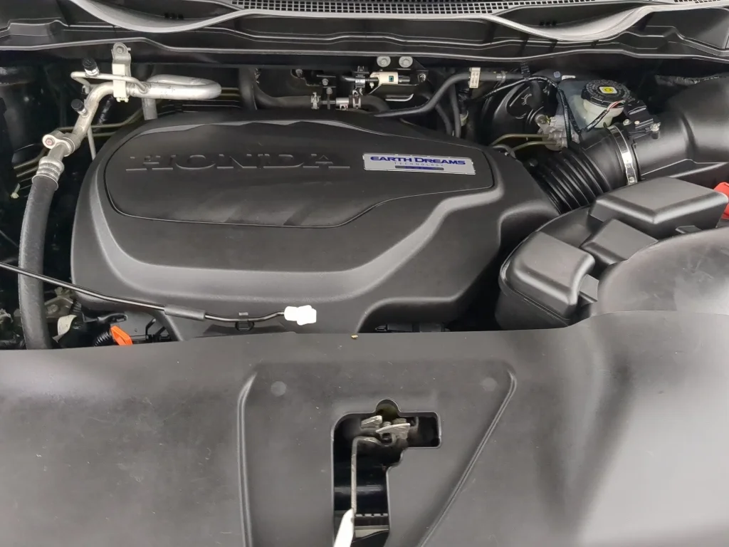 Used 2018 Black Honda EX-L image 32