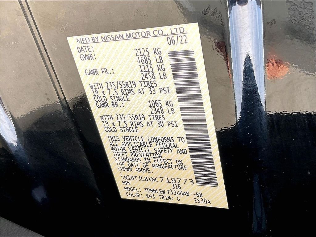 Certified Used 2022 Black Nissan SL image 32