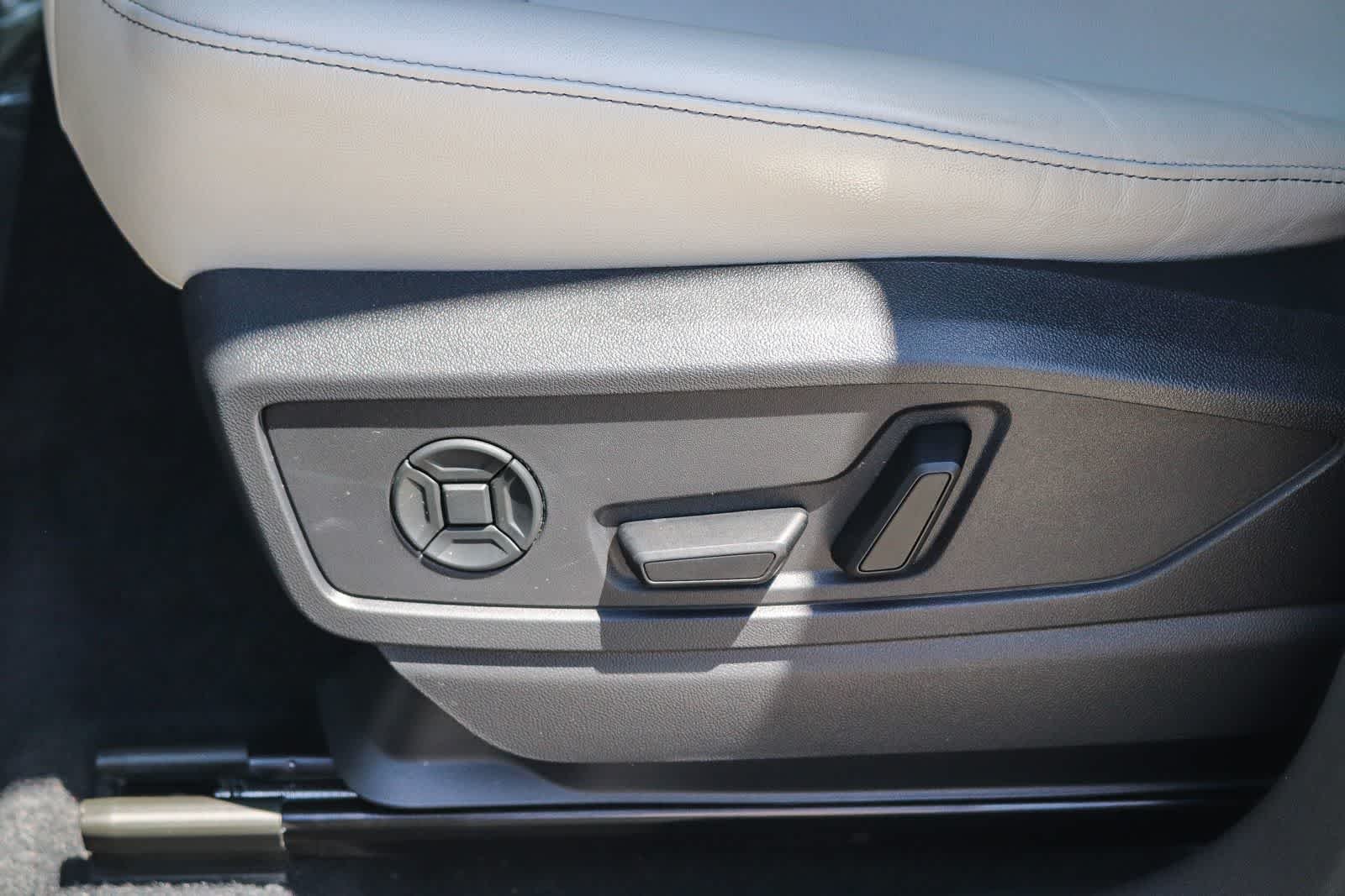 Used 2025 White Audi Premium image 22