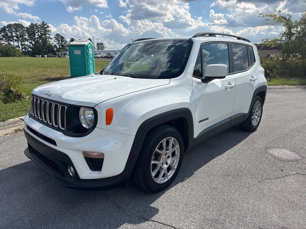 Used 2020 Alpine White Clearcoat Jeep Latitude image 6