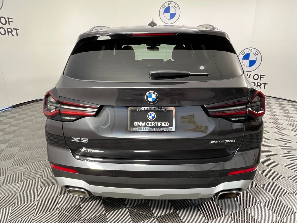 Used 2023 Gray BMW xDrive30i image 11