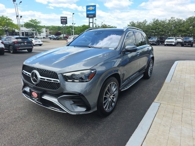 Used 2024 Gray Mercedes-Benz GLE 580 image 1