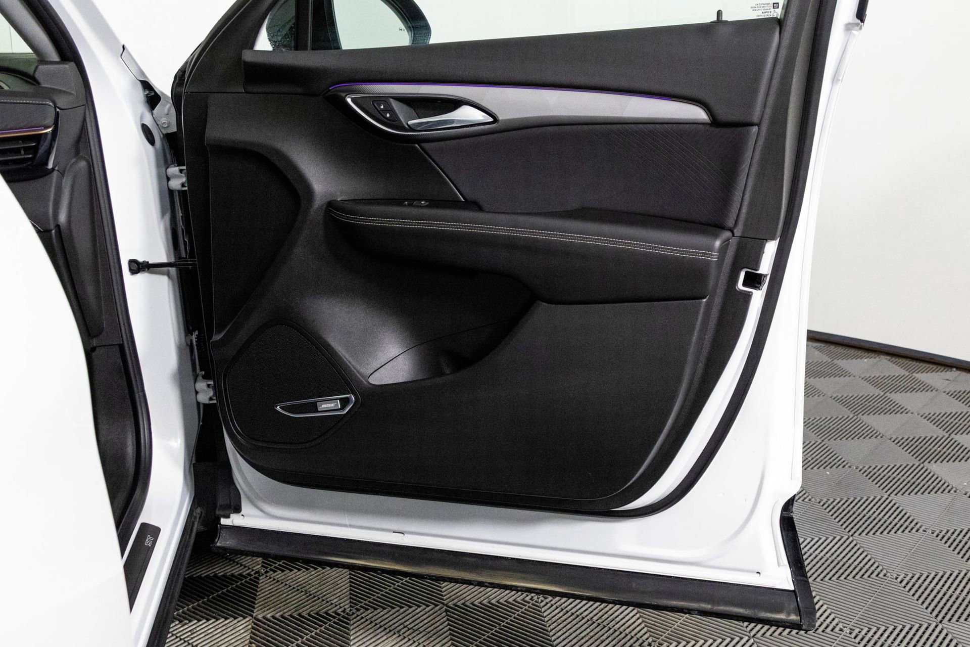 2025 BUICK ENVISION - Image 40