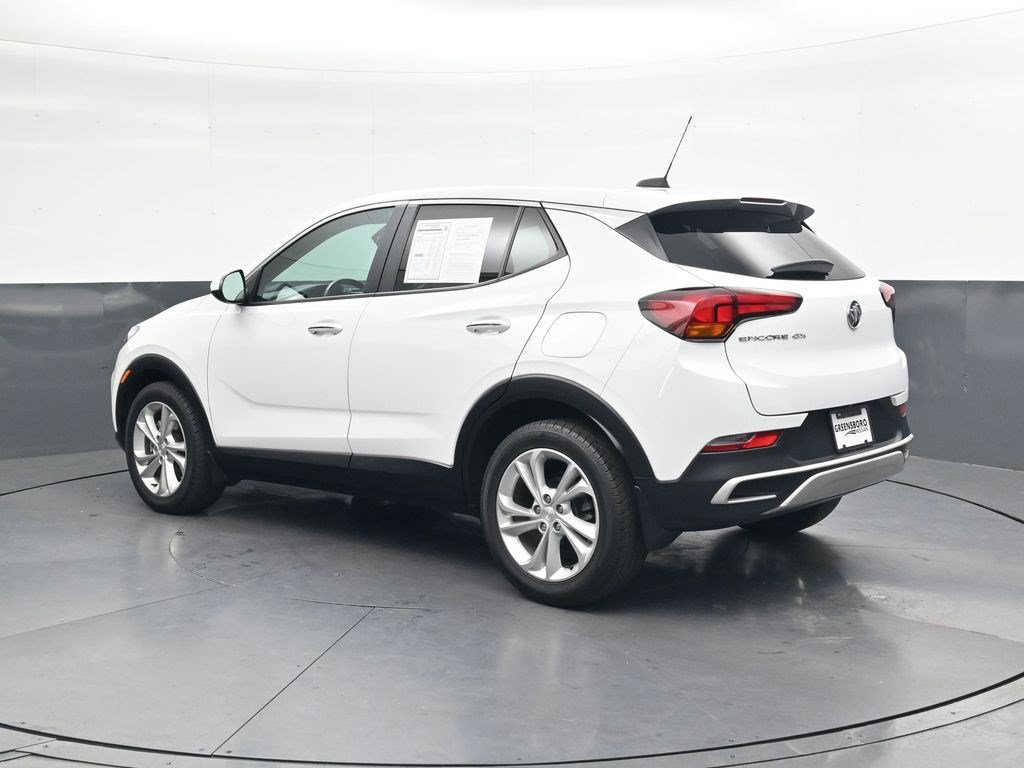 Used 2021 Summit White Buick Preferred image 7