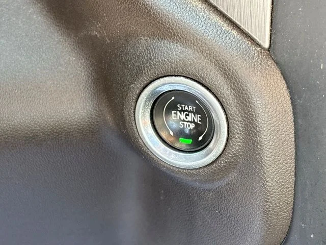 Used 2020 Gray GMC Denali image 37