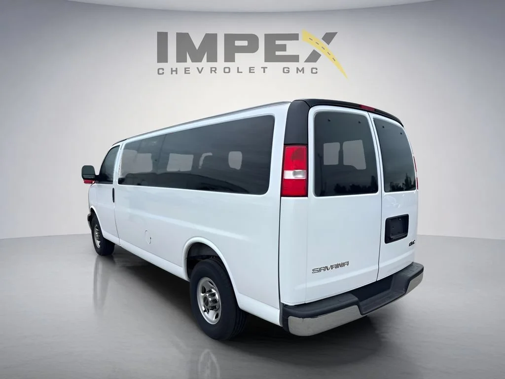 Used 2025 Summit White GMC LT image 2