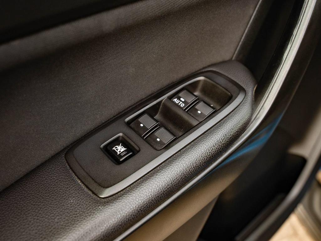 Used 2023 Velocity Blue Metallic Ford XLT image 23
