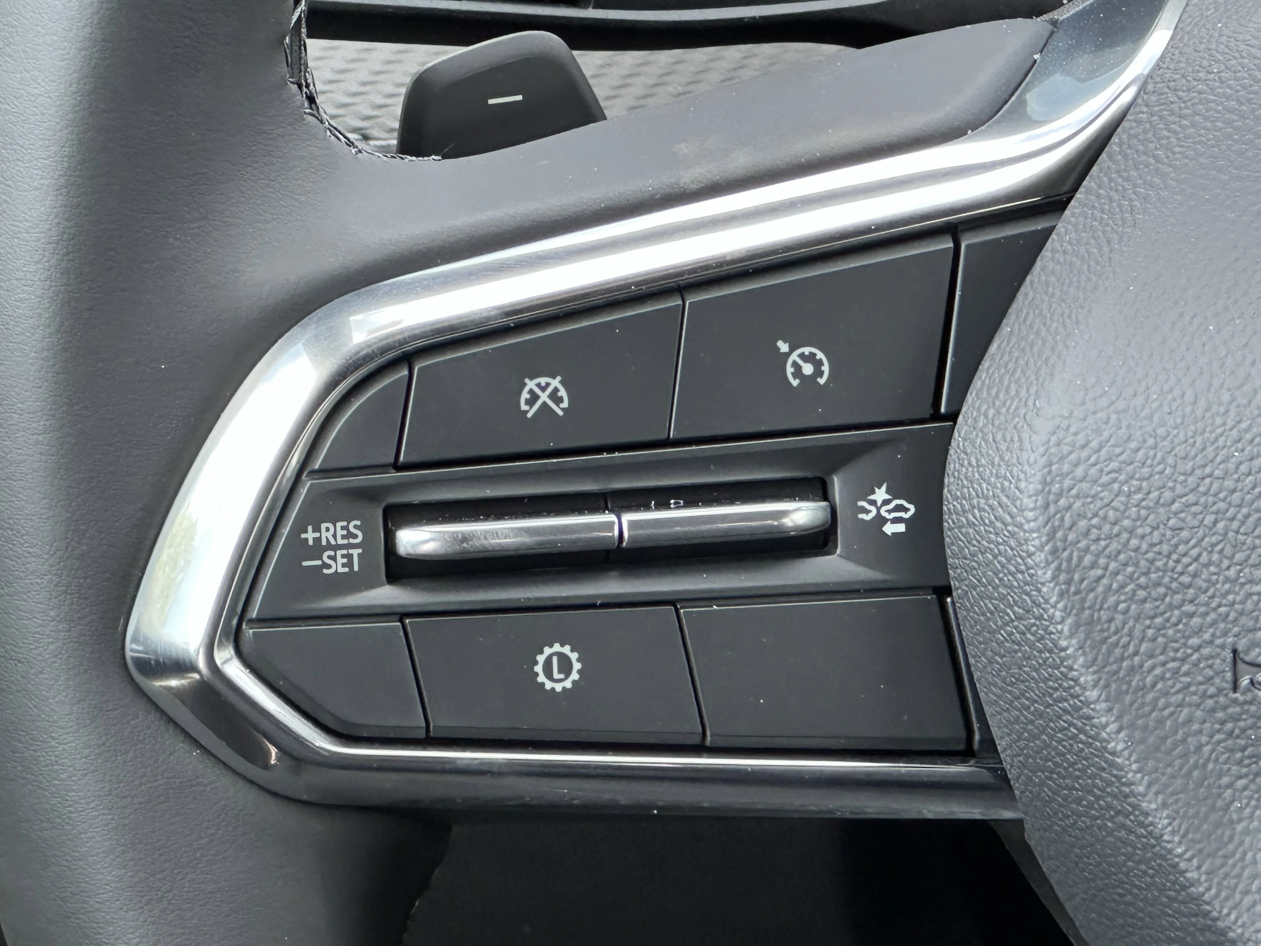 New 2026 Mosaic Black Metallic Chevrolet AWD LT image 12