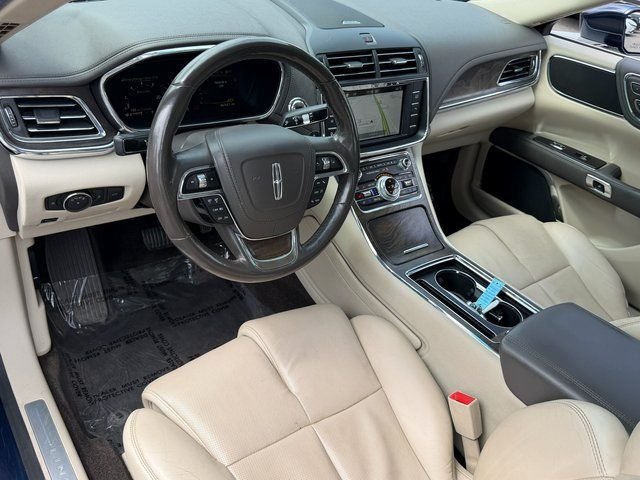 Used 2017 Black Lincoln Reserve image 41