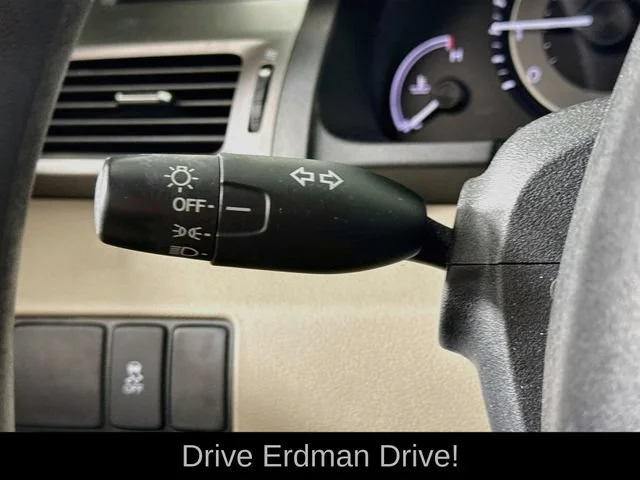 Used 2015 White Honda LX image 15