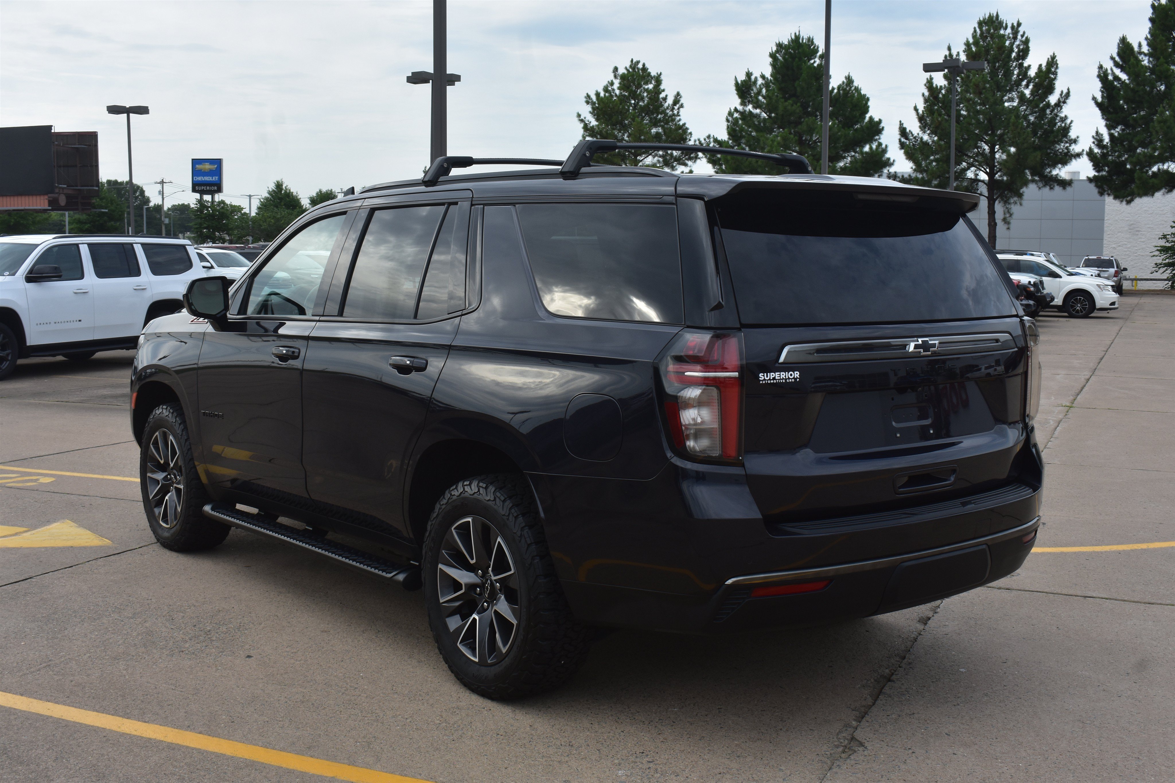 Used 2022 Dark Ash Metallic Chevrolet Z71 image 7