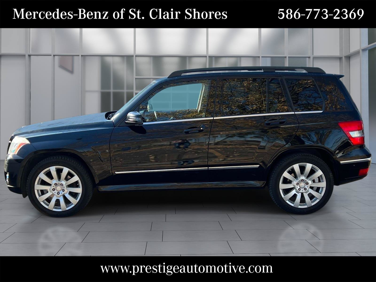 Used 2012 Mercedes-Benz GLK-Class GLK350 with VIN WDCGG8HB5CF719142 for sale in St. Clair Shores, MI